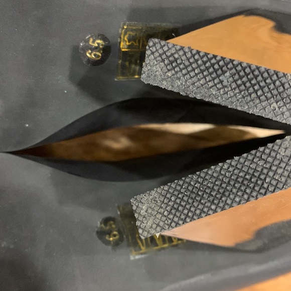 Great shoes for the holidays I love the shoes - Picture 5 of 6